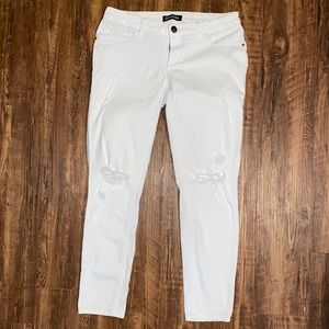 Women’s White Generra Jeans, size 7